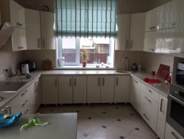 Белая кухня Ульяновск МДФ и акрил фото