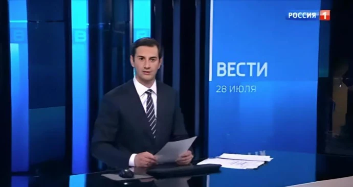 Денис Давыдов плавно перешел к роли ведущего дневных выпусков на российском телеканале Россия